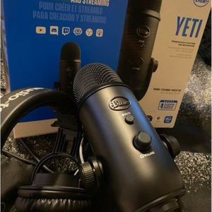 YETI Microphone